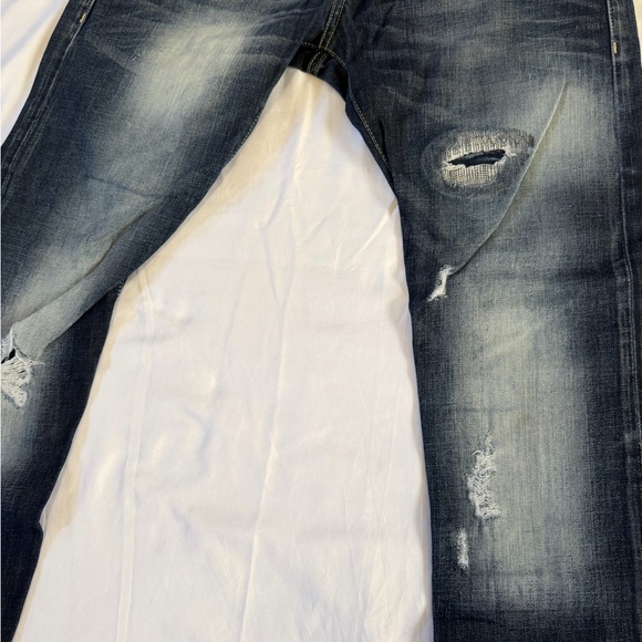 Zara Men's Dark Blue Straight Jeans with Distressed Details - Picture 2 of 8